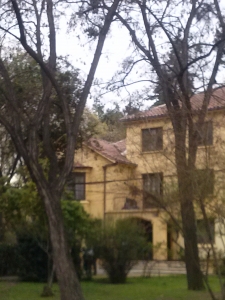 REGISTRO FOTOGRÁFICO DE ESTUDIANTES DE 3RO MEDIO, LICEO LOS ALMENDROS, EN SU VISITA A LA UMCE